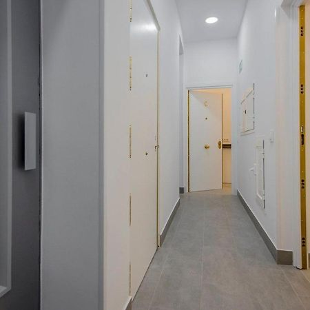 Suara Apartamentos 3 Мадрид Екстер'єр фото